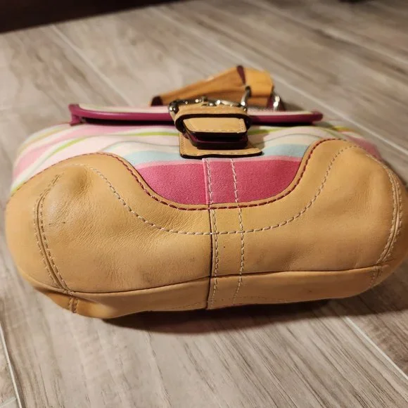Euc Coach Hampton Y2K Multi-Colored Striped Handbag Purse - Picture 6 of 12
